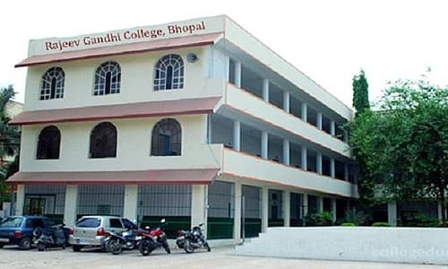 Rajiv Gandhi Ayurved Medical College