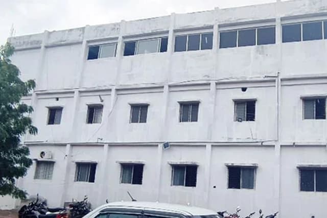 Pa.Pu.Gurumauli Annasaheb More Ayurved College